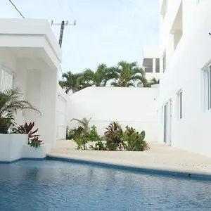 Edifico Con Departamentos Amplios Cerca De La Playa , Puerto Morelos Mexico